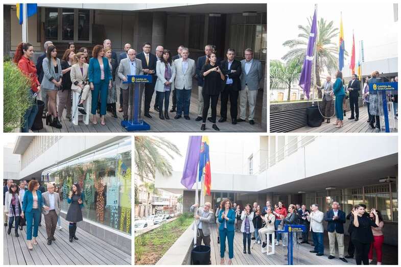 Además del izado de la bandera se procedió a la lectura de dos manifiestos (Foto TA)